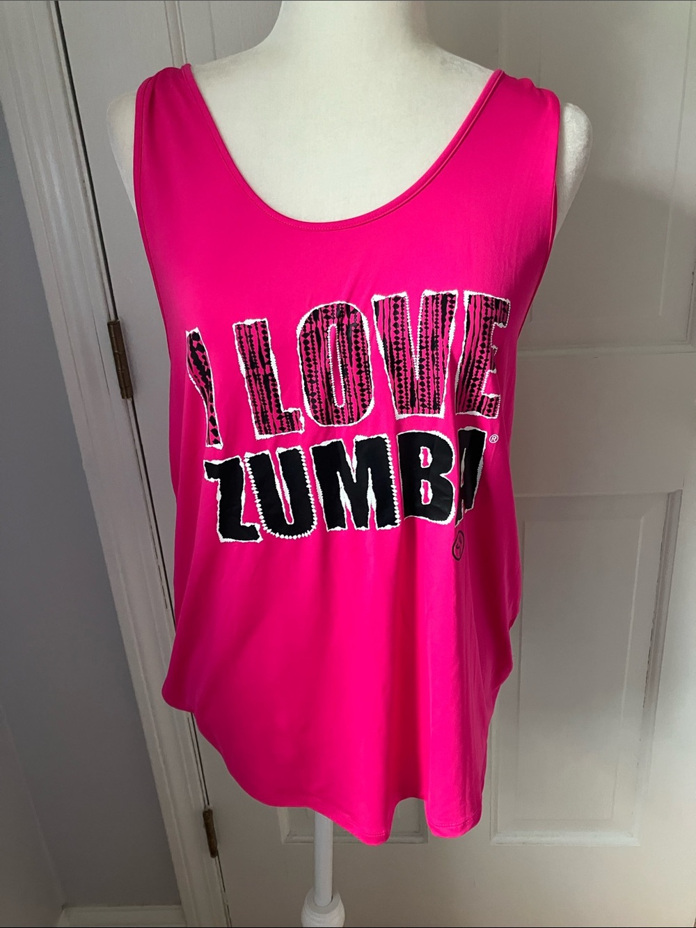 Zumba Wear Fitness party hot pink  'I Love Zumba' Sleeveless Workout Top EUC L